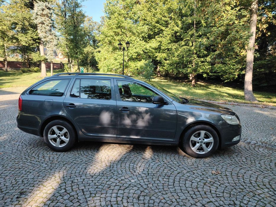 Skoda Octavia. Prywatne. Pewne na dojazdy.