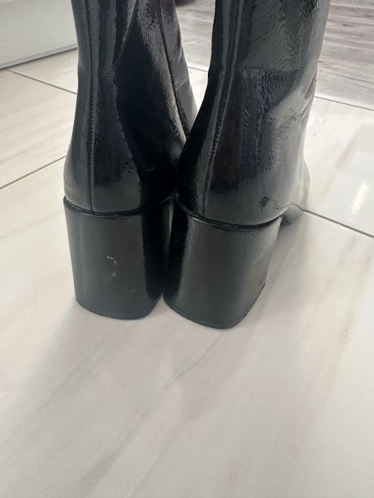 Черевички лакові 38