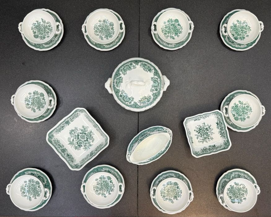 Фарфоровый столовый сервиз фирмы Villeroy Boch серия Fasan производство Германия