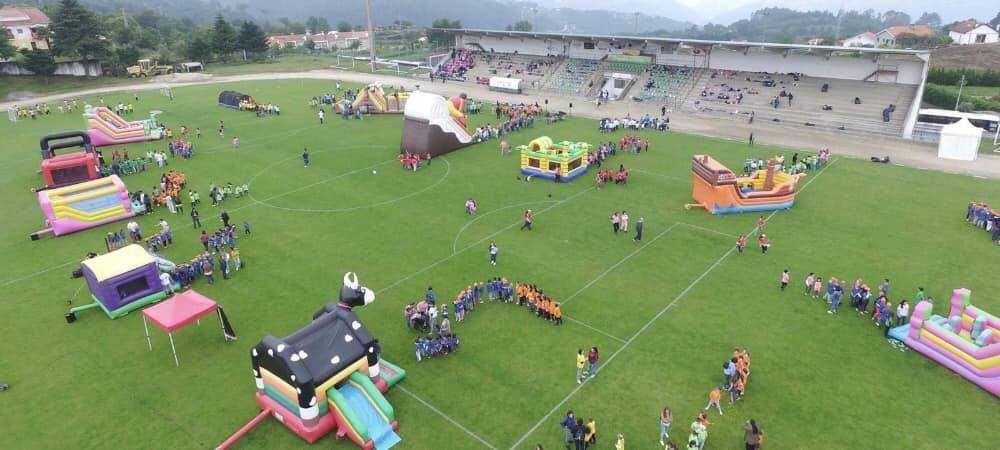 Aluguer de insufláveis / touro mecânico / festa da espuma