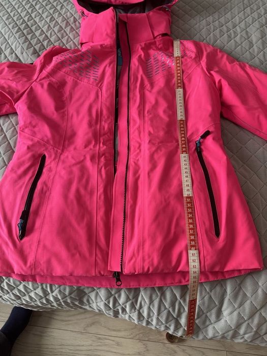 Гірськолижна куртка розмір М