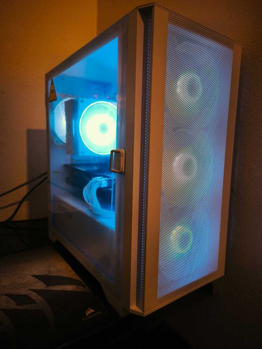 PC Gaming (Ryzen 5600X • 16GB RAM • RX6750 XT)