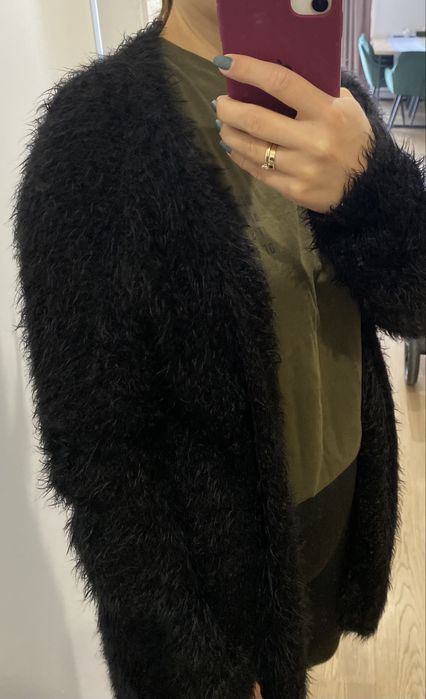 Czarny sweter Cubus