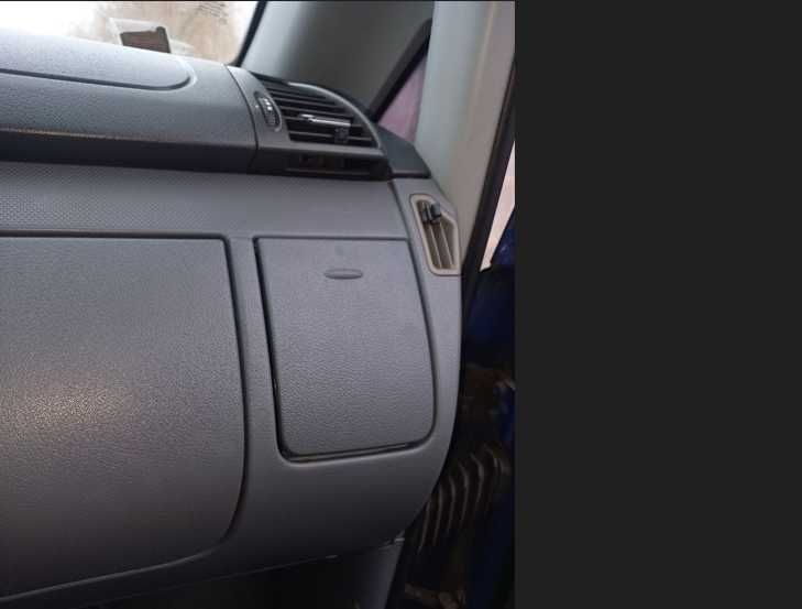 Підстаканник для Mercedes Vito/Viano W639