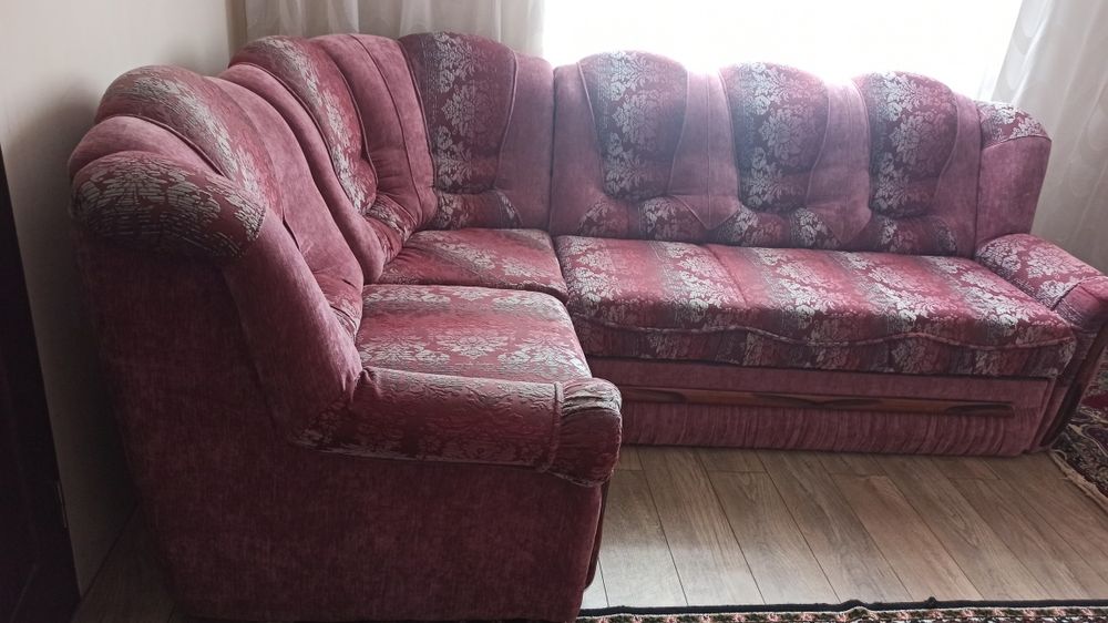 Кутовий диван стан ідеальний