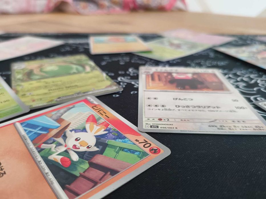 1/3 Mystery Pack Cartas Pokémon (Ler a Descrição)