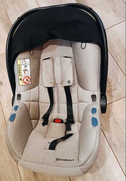 Fotelik/kołyska Avionaut Pixel z bazą Isofix