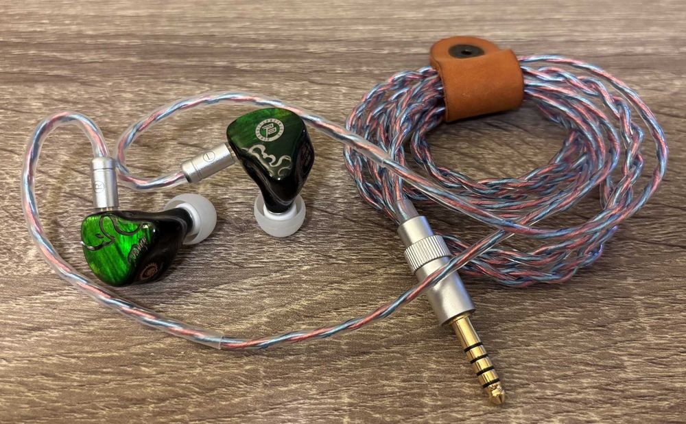 JUZEAR x Z Reviews Defiant проводные наушники
