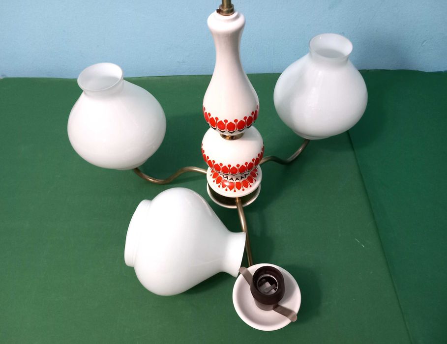 Żyrandol porcelanowy Lampa sufitowa wisząca sprawna RETRO z PRL