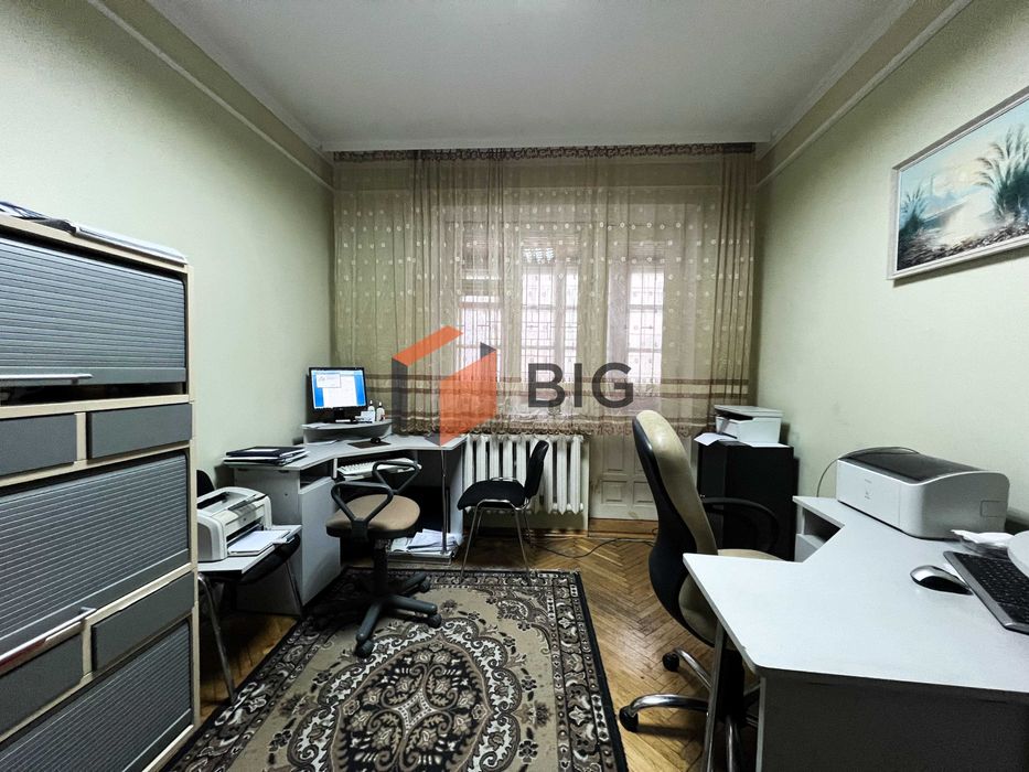 Продаж комерційного приміщення! Центр міста! вул. Лесі Українки