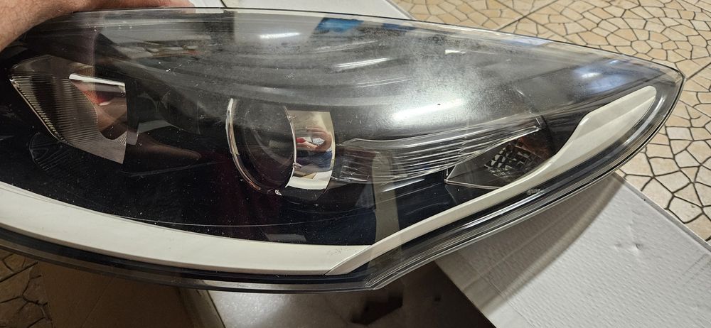 Farol Megane III GT Line frente esquerdo