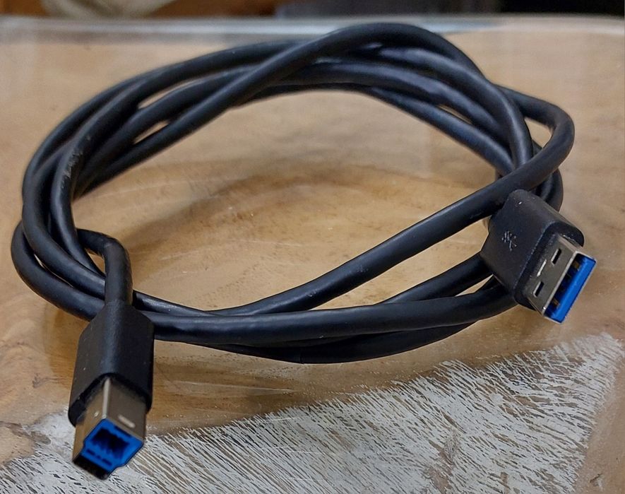 Кабели D-sub(VGA),mini HDMI,Display Port,сетевой