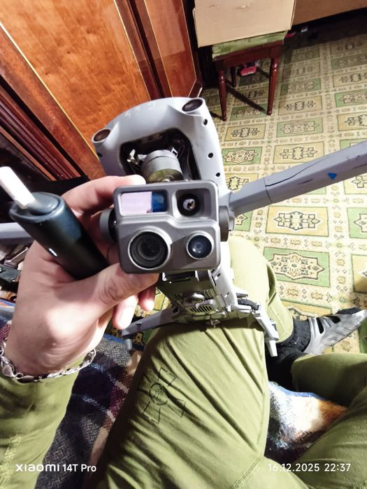 Продам розбитий  Autel EVO MAX 4T.  +1 АКБ