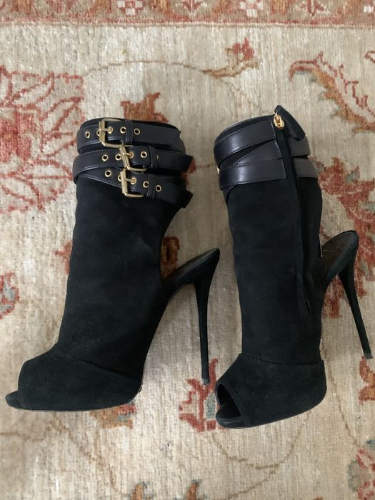 Buty szpilki Gianvito Rossi zamszowe stan bardzo dobry