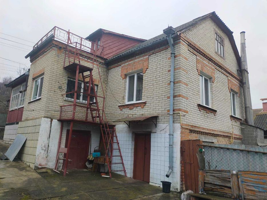 Житловий будинок в м. Ромни