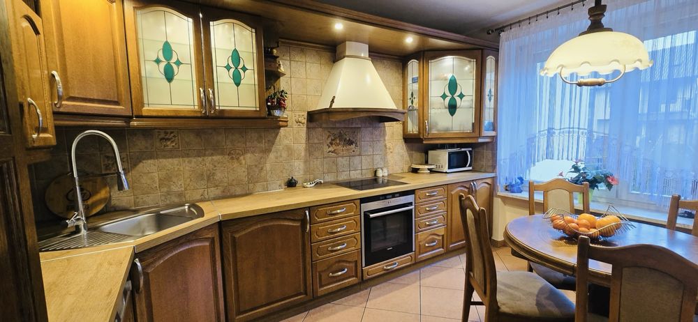 Klecina I Szereg 256 m2 I Umeblowane I Gotowe do zamieszkania od zaraz