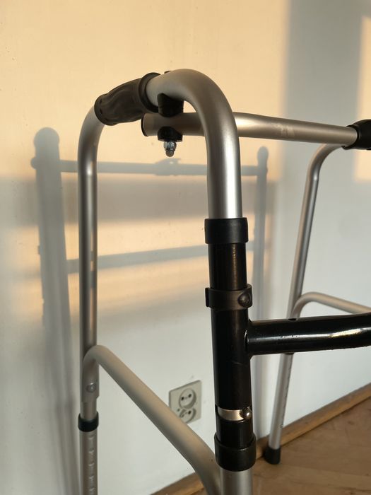 Balkonik rehabilitacyjny AR-008 – NOWY, nieużywany