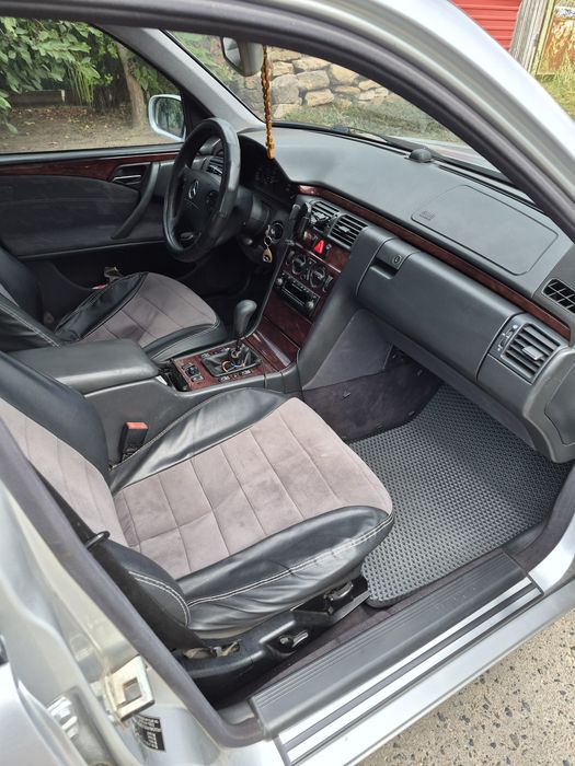 Мерседес Mercedes w210