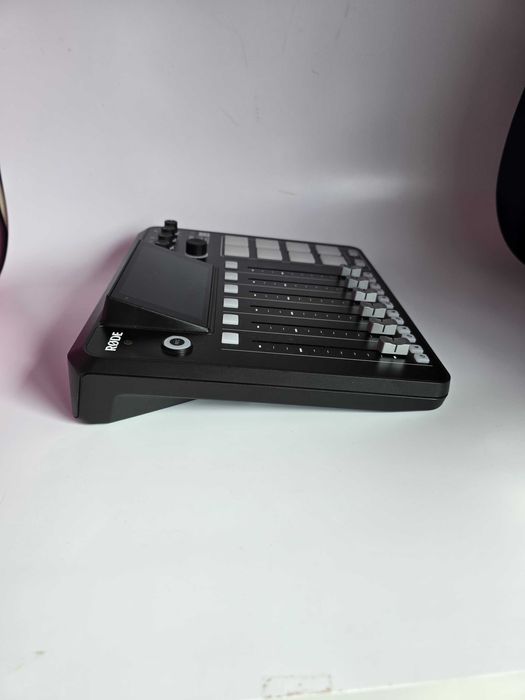 Mesa de mistura RODECaster Pro II 2