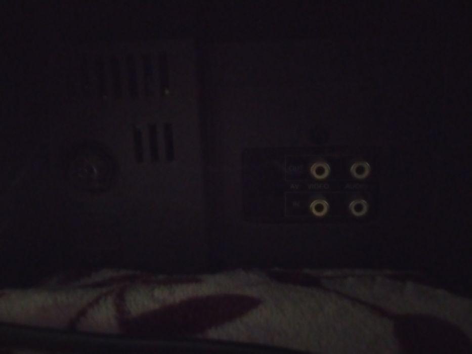 Телевизор  LG 15fc2rb