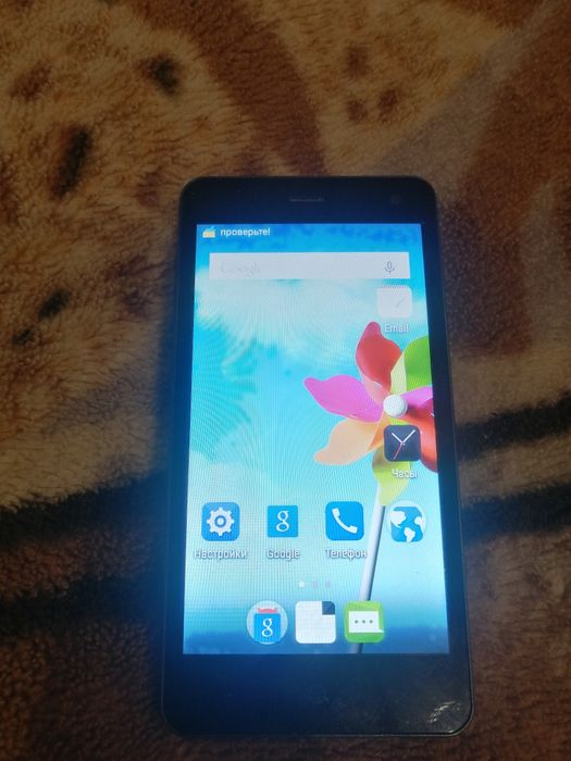 Продам телефон ZTE