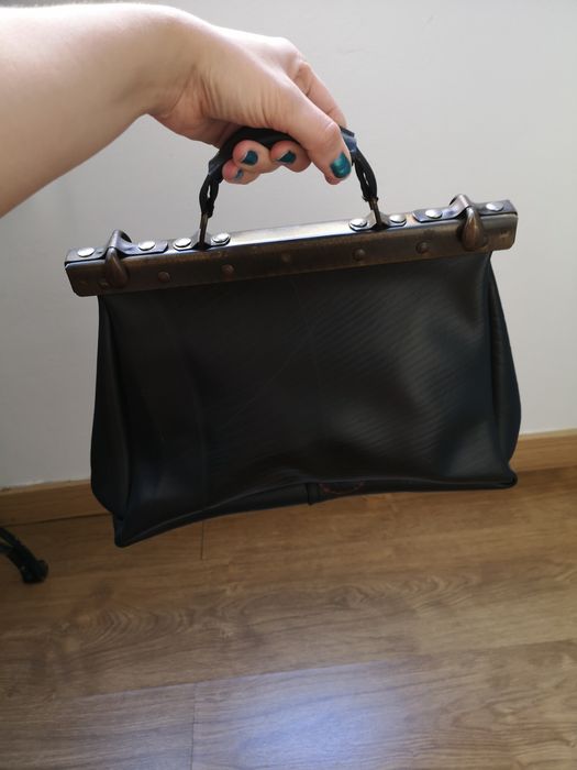 Mala tipo médico - ecológica