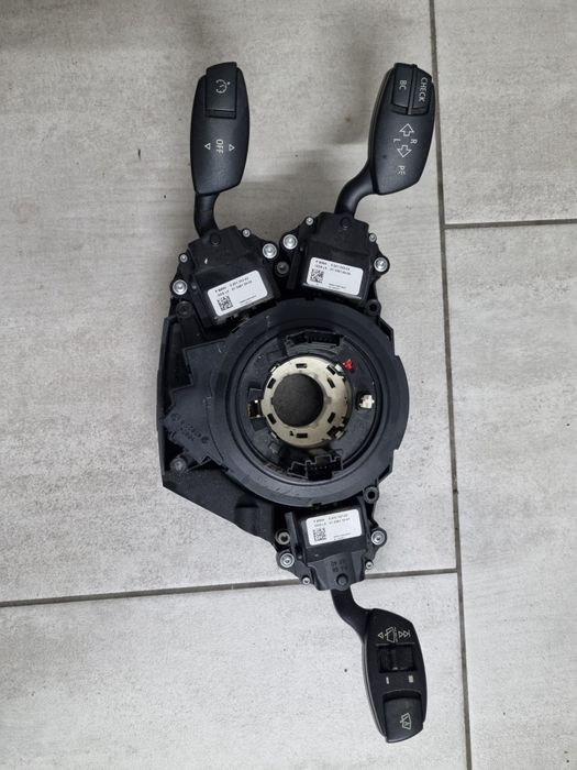 Tasma pajak zwijak czujnik kata skretu bmw e60 e61 europa
