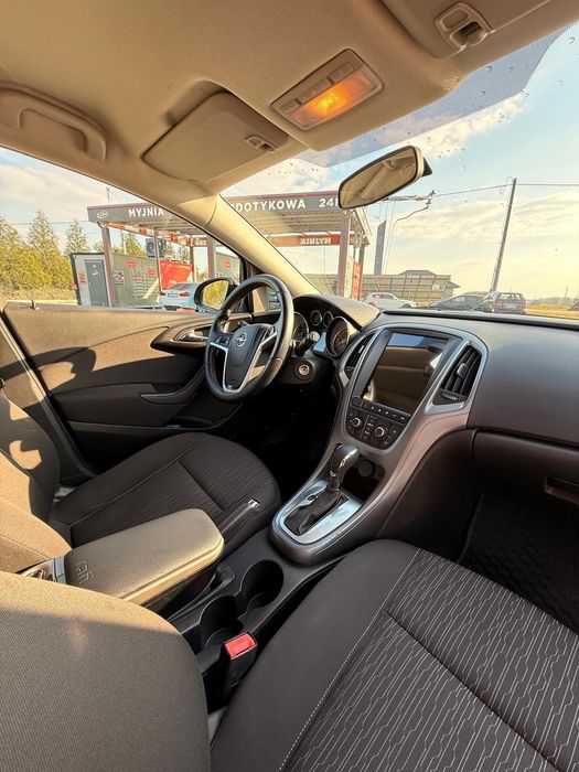 Opel Astra J Sport Tourer 2015 r
