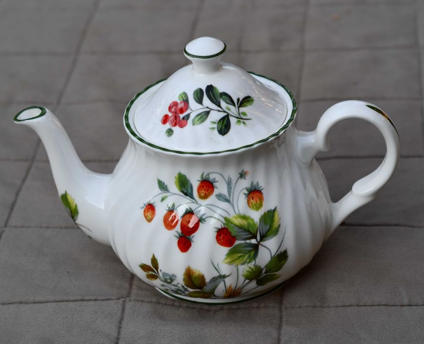 Dzbanek do herbaty  porcelana  David Michael