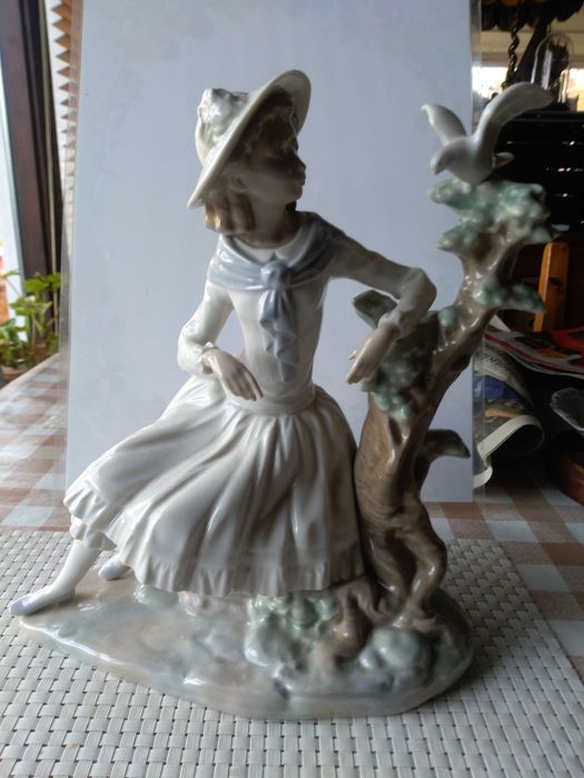 figurki z porcelany