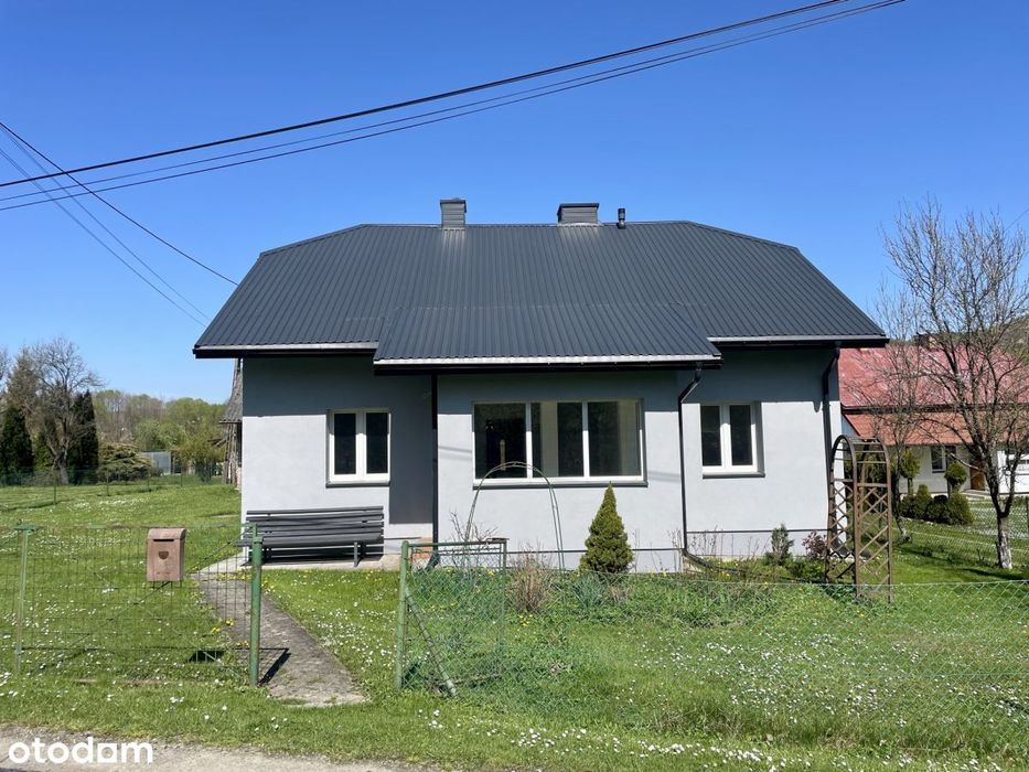 Dom po generalnym remoncie w spokojnej okolicy