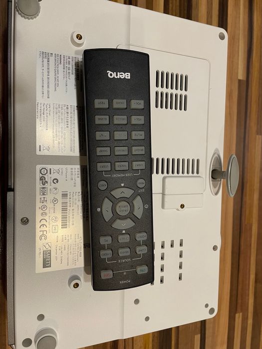 Projektor BENQ W600