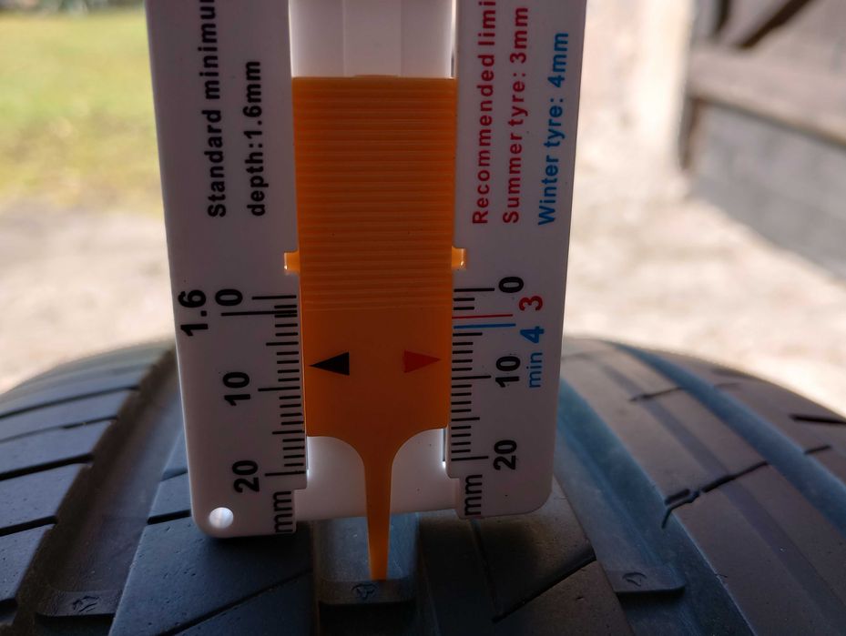 Sprzedam opony - letnie