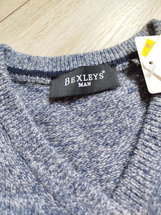 Стильний новий чоловічий светр офісного стилю  німецького бренду BEXLEYS