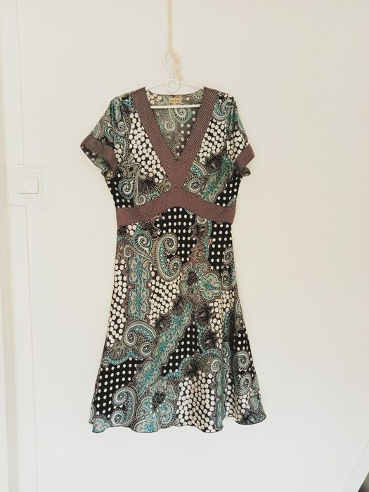 Letnia satynowa sukienka Departure