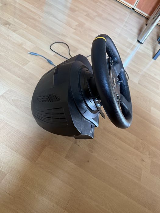 Thrustmaster TX Leather Edition