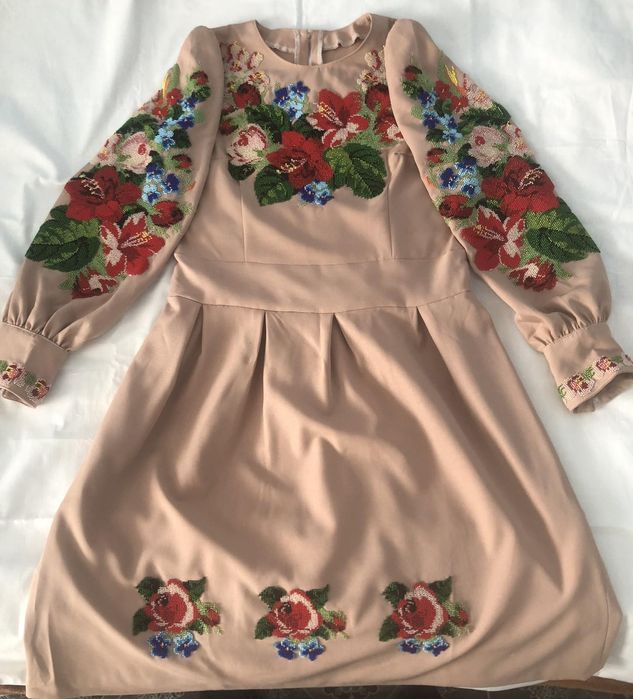 Вишиванки на підлітків