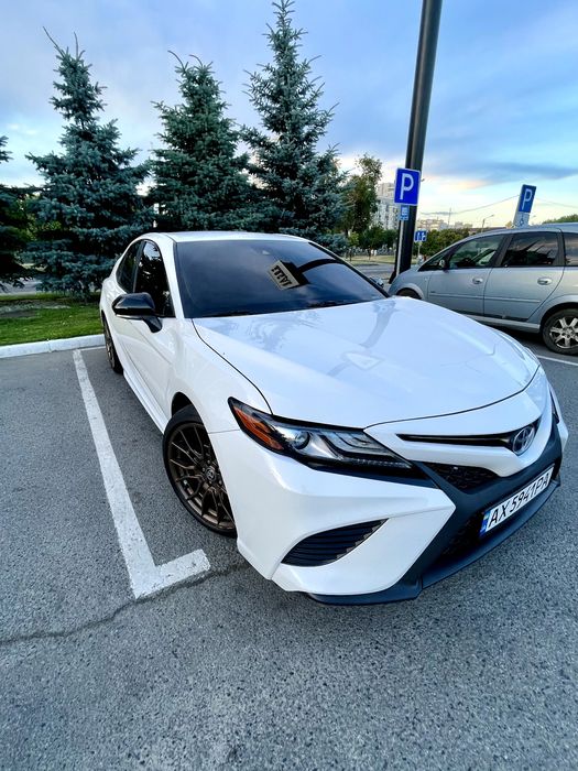 Toyota Camry SE 2023 Hybrid
