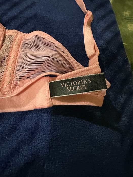 Бюсгалтер Victoriа Secret