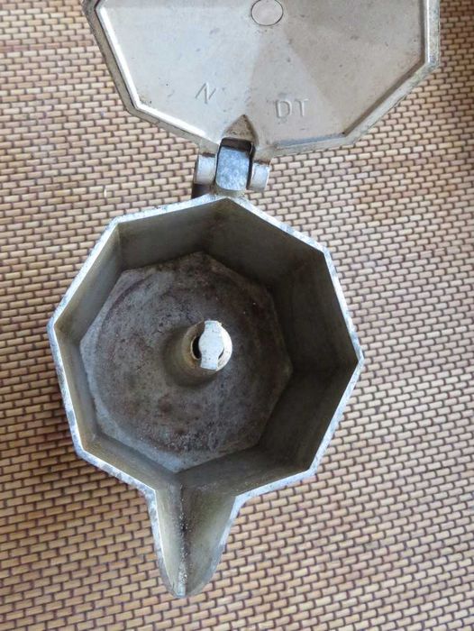 Junior Express Made in ITALY – Итальянская гейзерная кофеварка