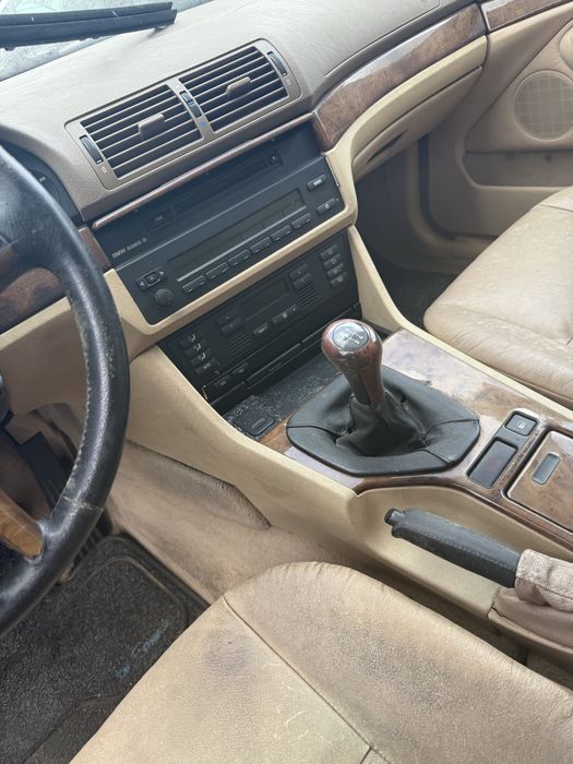 BMW 520D para peças