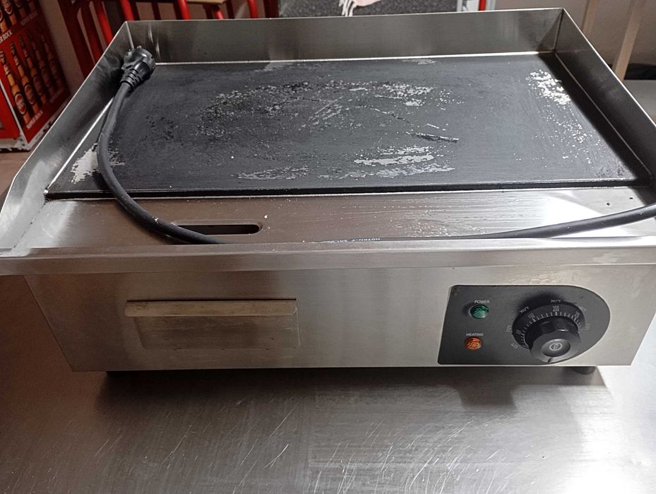 Chapa elétrica ideal para hambúrguer