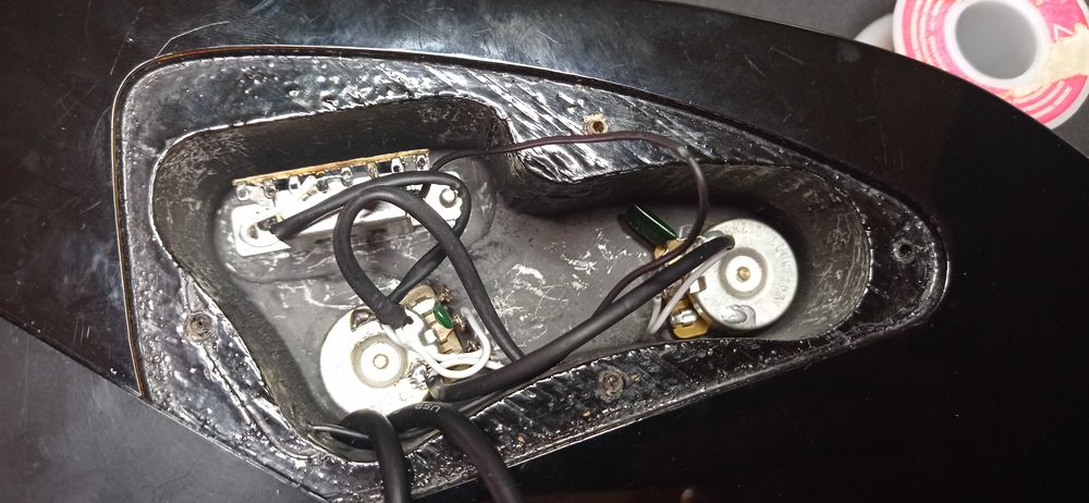 Serviços de setup guitarras eléctricas