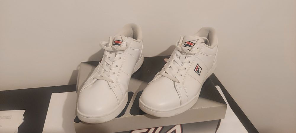 Tenis brancos da Fila 42