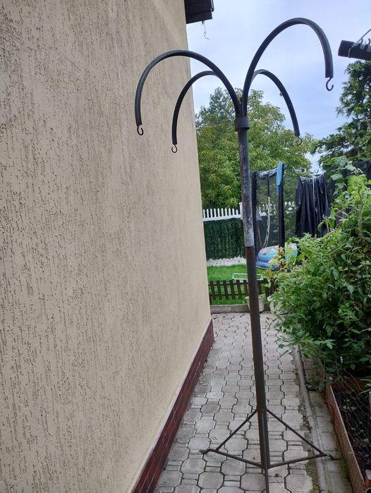 Kwietnik metalowy ogrodowy