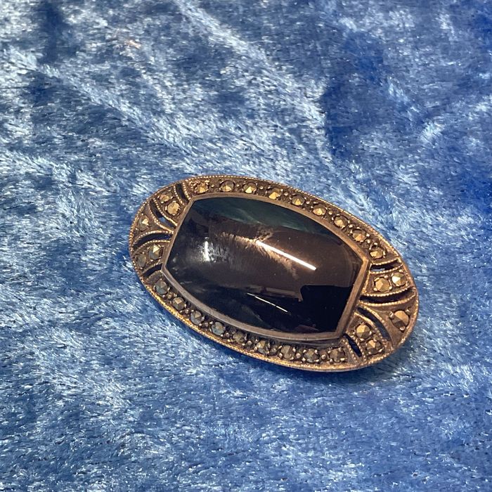 Broche prata inglesa peça vintage Art deco 4 cm