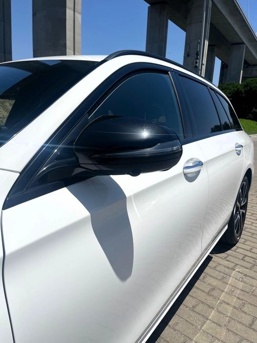 Carrinha Mercedes-Benz E 220
