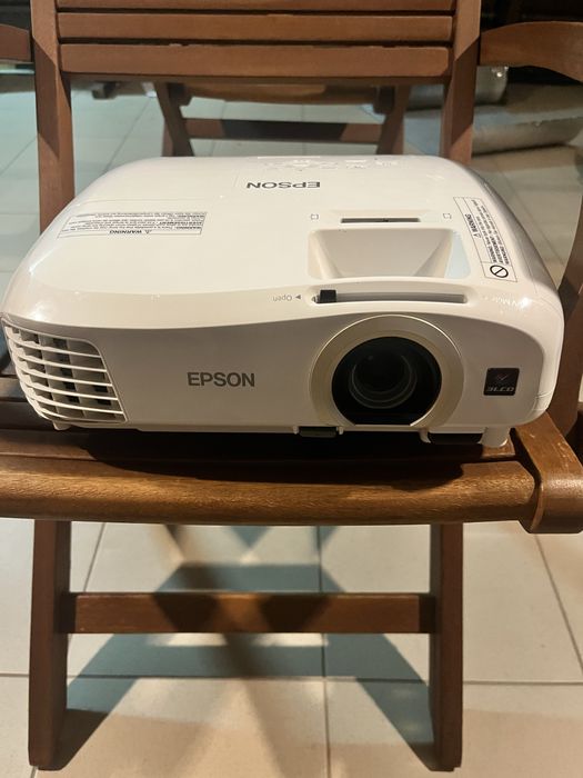 Projektor Epson EH-TW5300