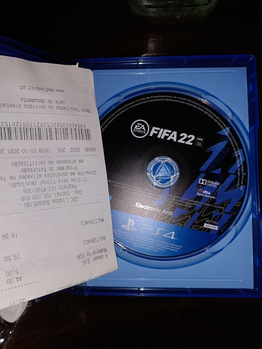 FIFA 22 com caixa