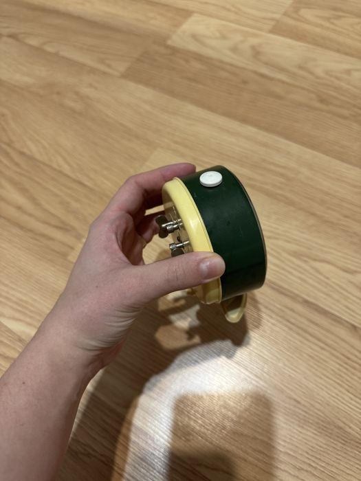 Часы будильник Витязь ссср